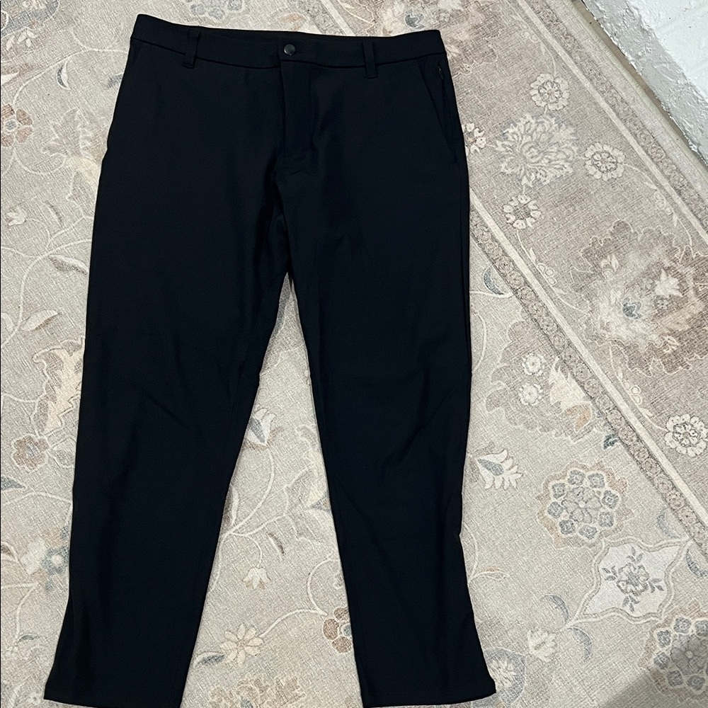 Lululemon Men's Black Commission Pants